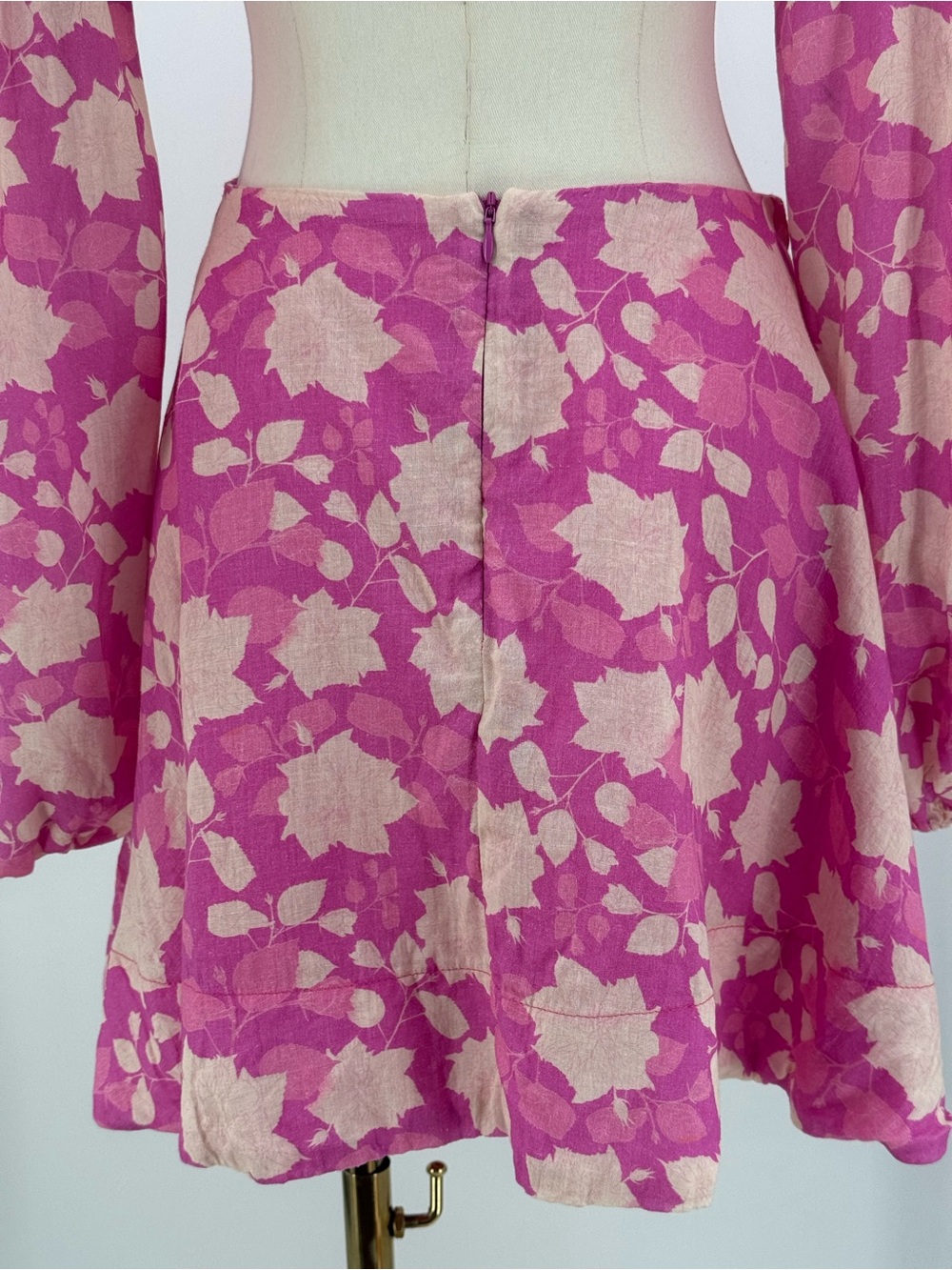 Bardot Pink Floral Mini Dress Puff Sleeve Cutout Fit & Flare Party Cocktail SZ L - Picture 9 of 13